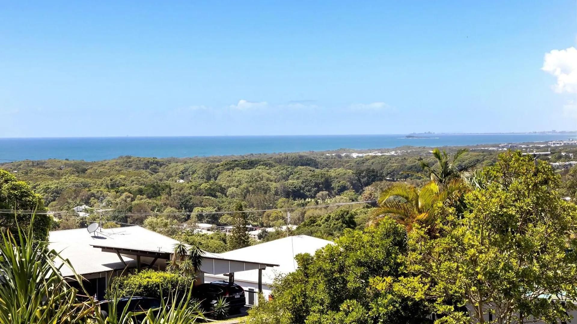 Holiday home The Opal At Coolum - Mountain And Ocean Views Villa Yaroomba Australia