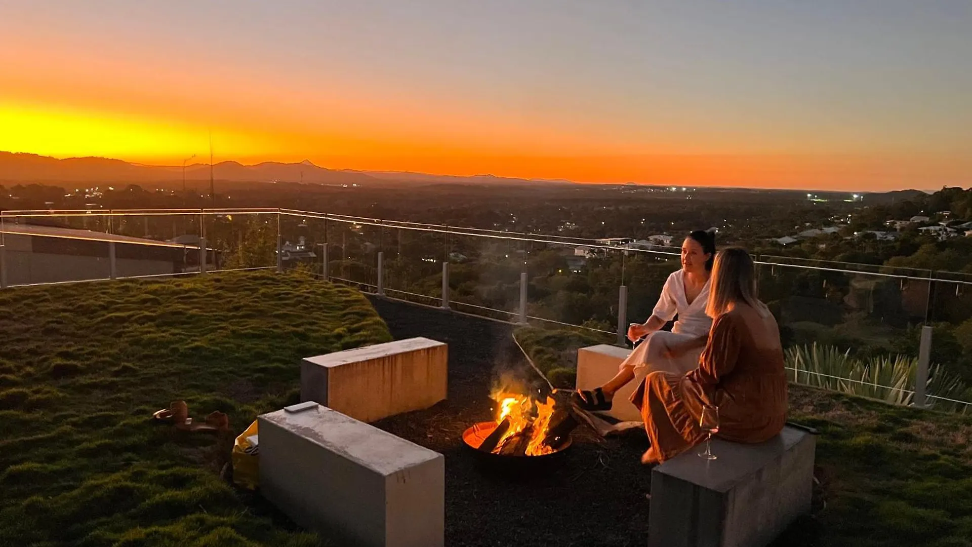 Holiday home The Opal At Coolum - Mountain And Ocean Views Villa Yaroomba