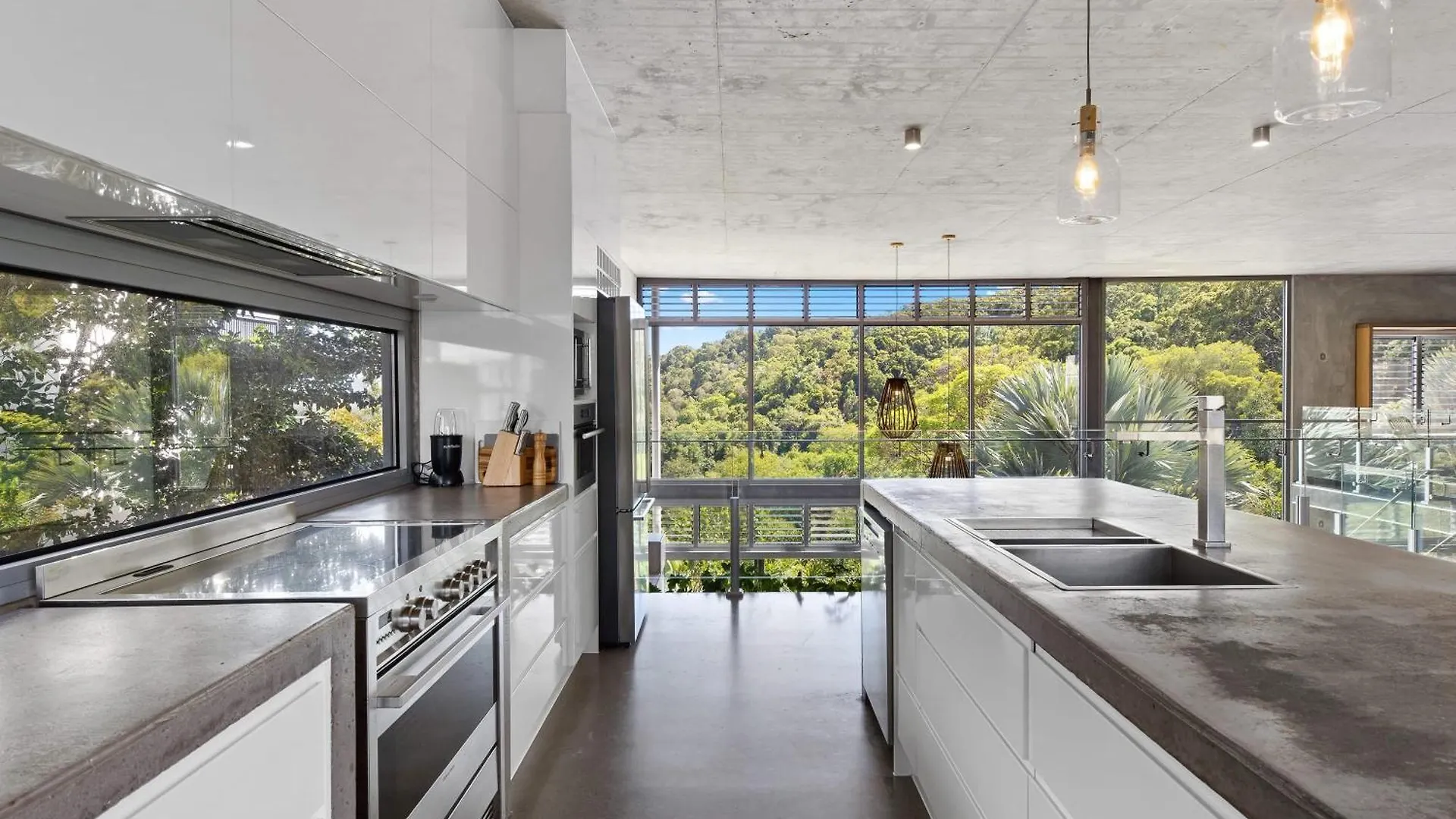 The Opal At Coolum - Mountain And Ocean Views Villa Yaroomba Australia